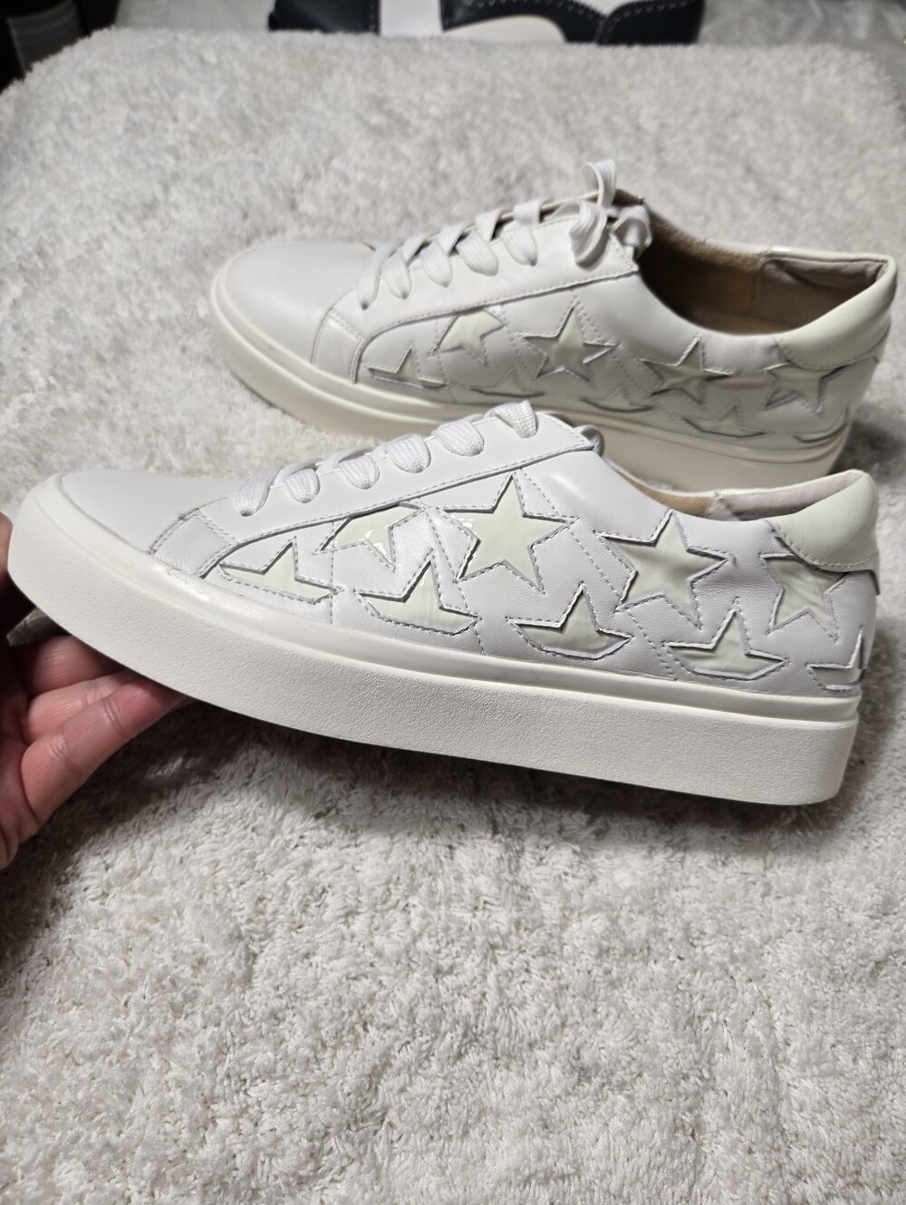 Vaneli Women Yolen Star Sneakers In White Nappa Sz 8.5 New Condition